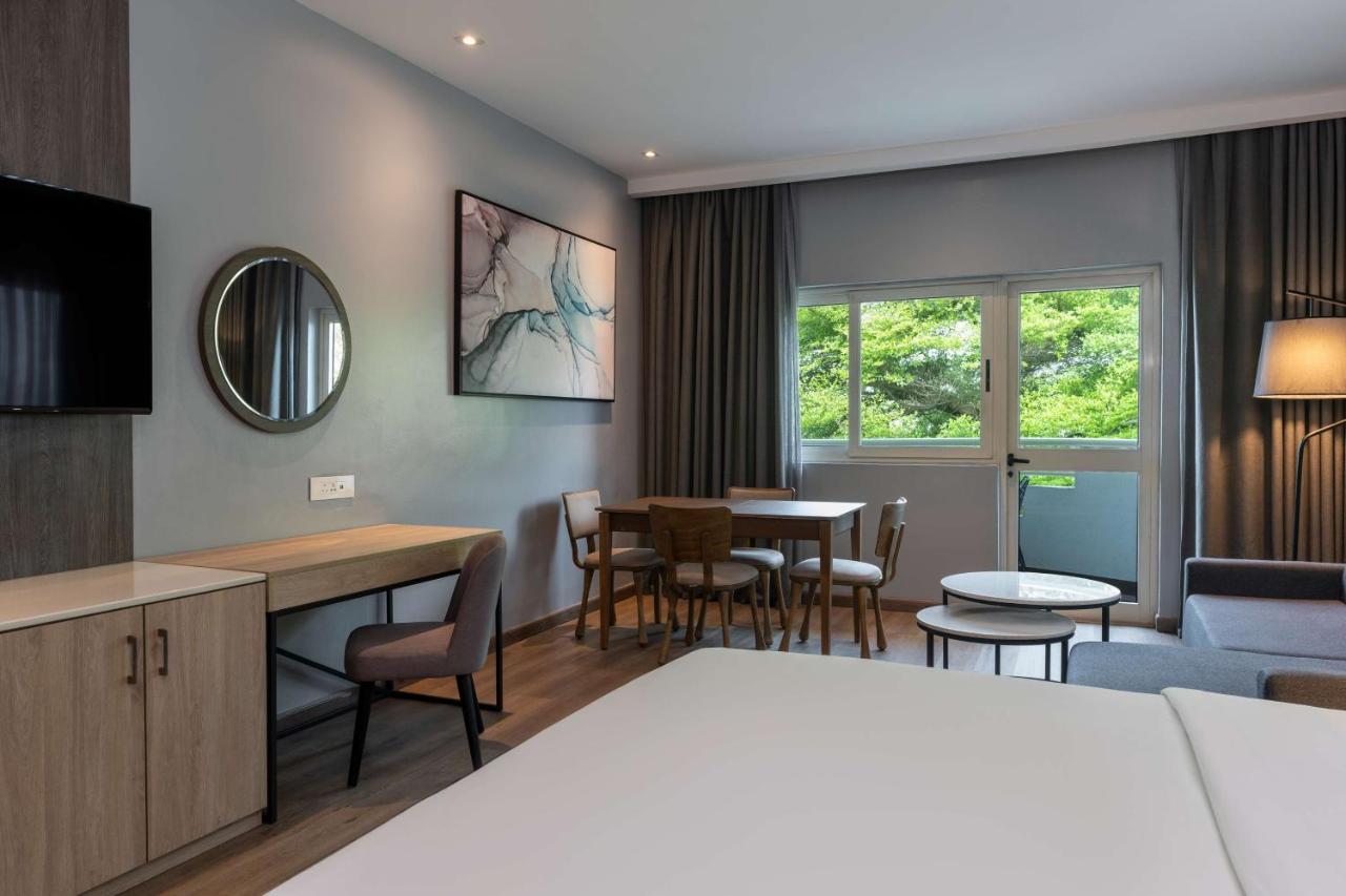 Park Inn By Radisson, Lagos Victoria Island Exterior photo