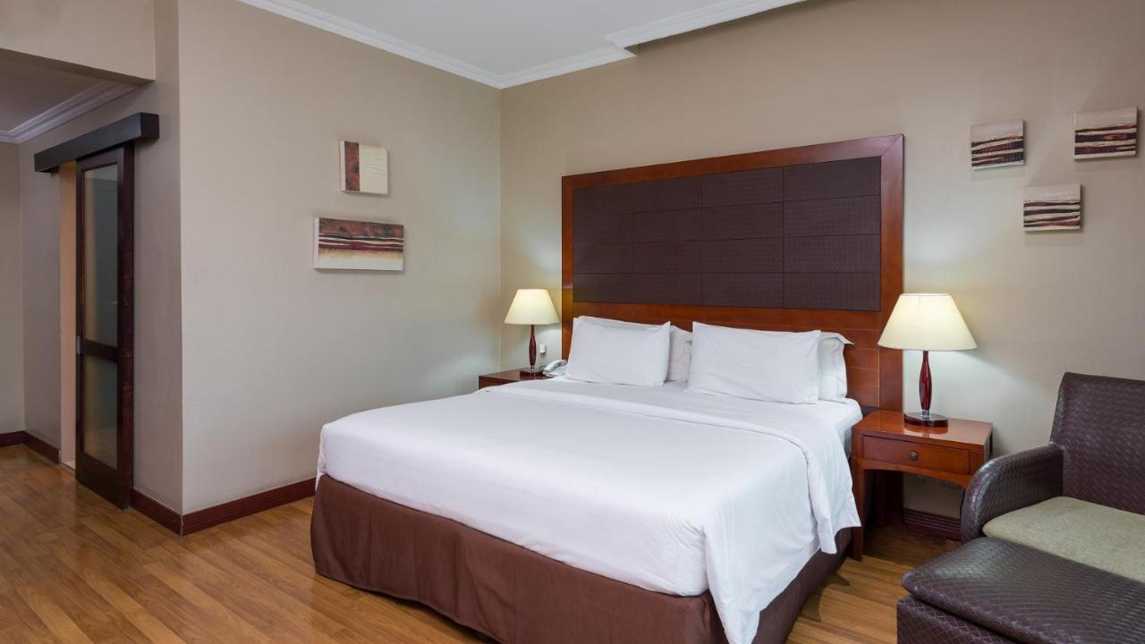 Park Inn By Radisson, Lagos Victoria Island Exterior photo